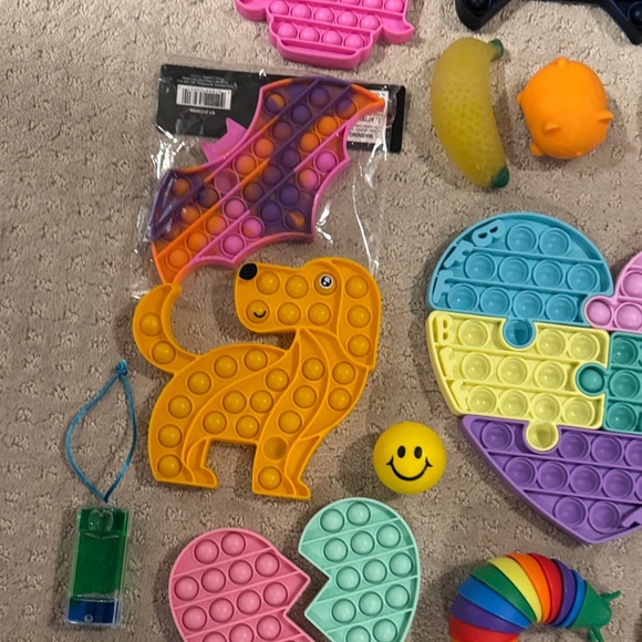 Popit Fidget Toy Collection for Kids - Picture 9 of 9